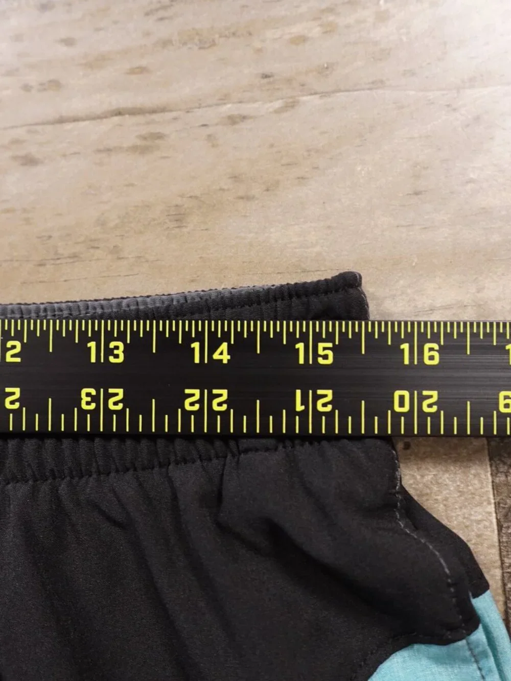 Nike Swim‎ Trunks Men’s Large 9” Inseam Black Teal Colorblock